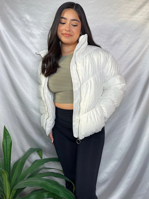 Alo Puffer (White)